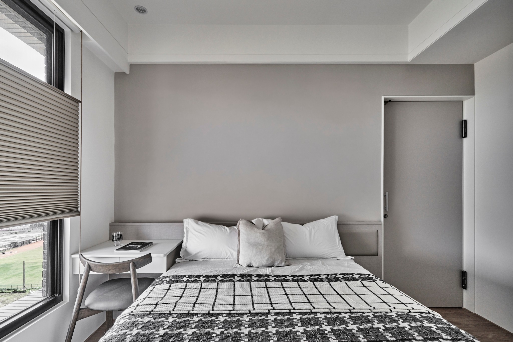 北歐風格裝潢｜原木色與淺色系打底，打造空間純淨感